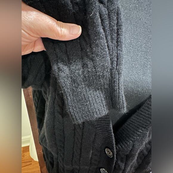 Co Essentials Cable Knit Cardigan - Picture 3 of 6